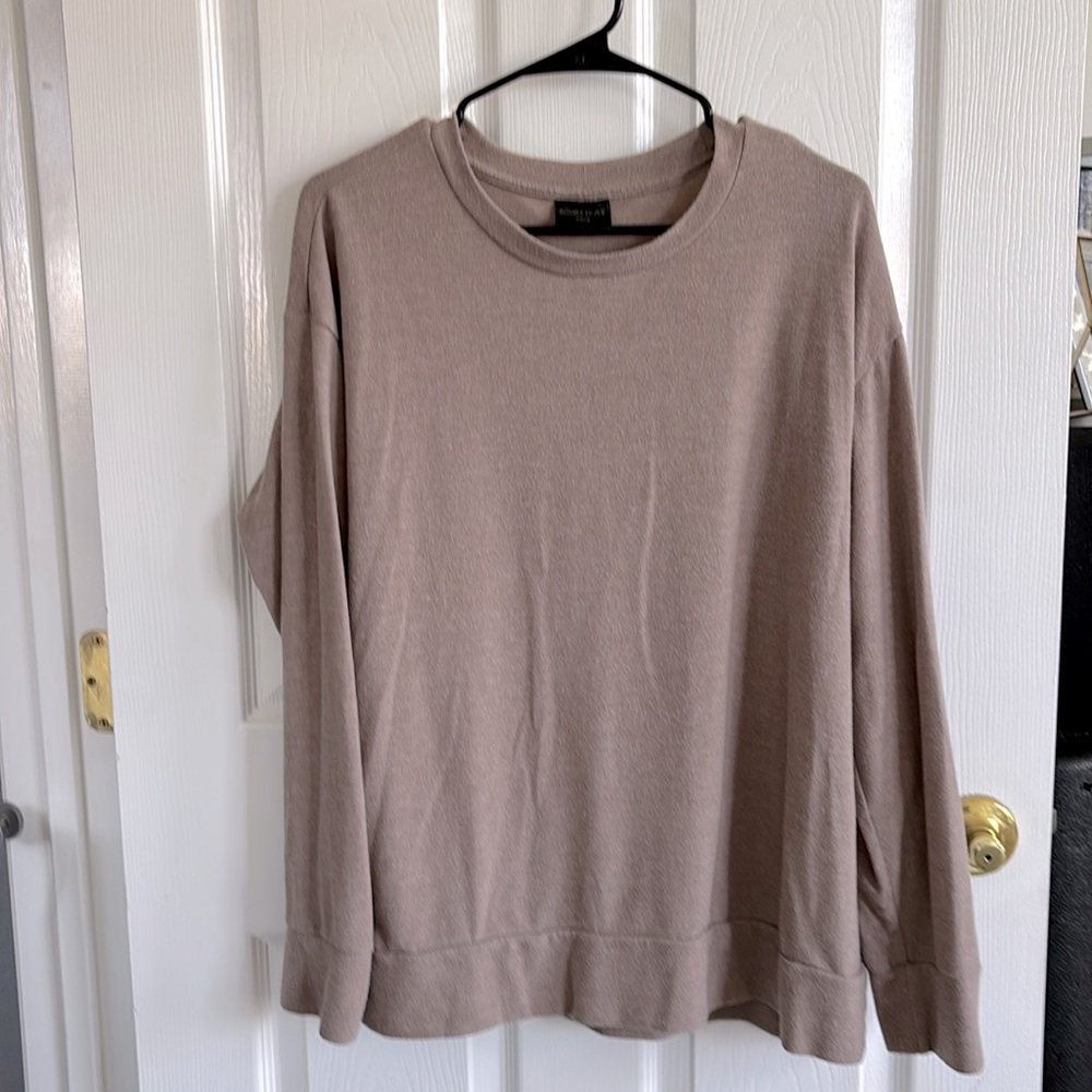 Lightweight Wheat, Tan Long Sleeve Crewneck Sweater - L
